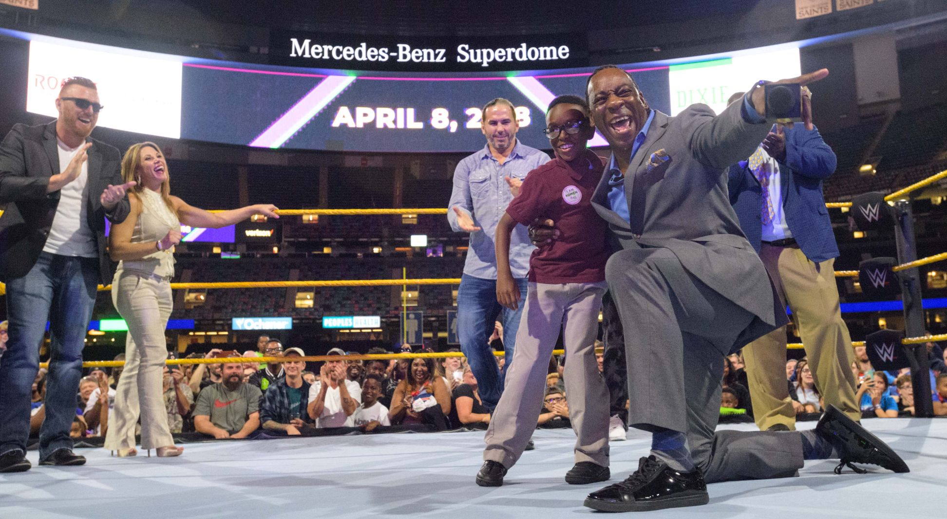 no.wrestlemaina.111717.018.JPG